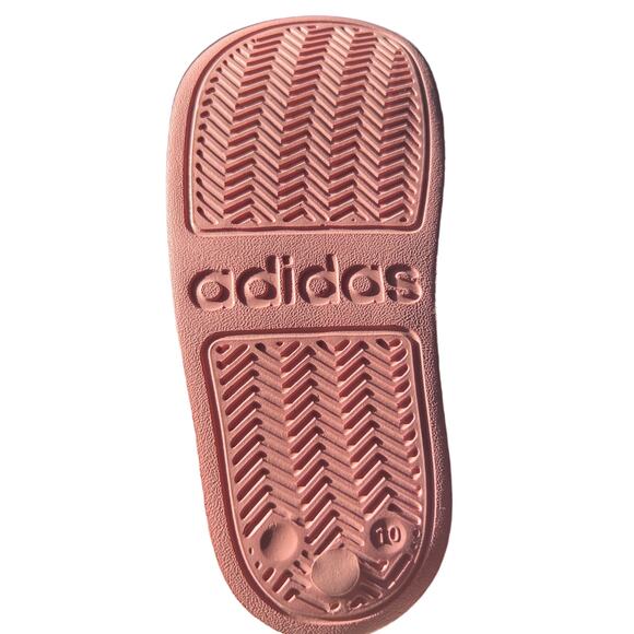 adidas Unisex-Child Adilette Shower Slides: Quick-Dry, Cloudfoam Comfort, SZ 10 - Picture 4 of 4